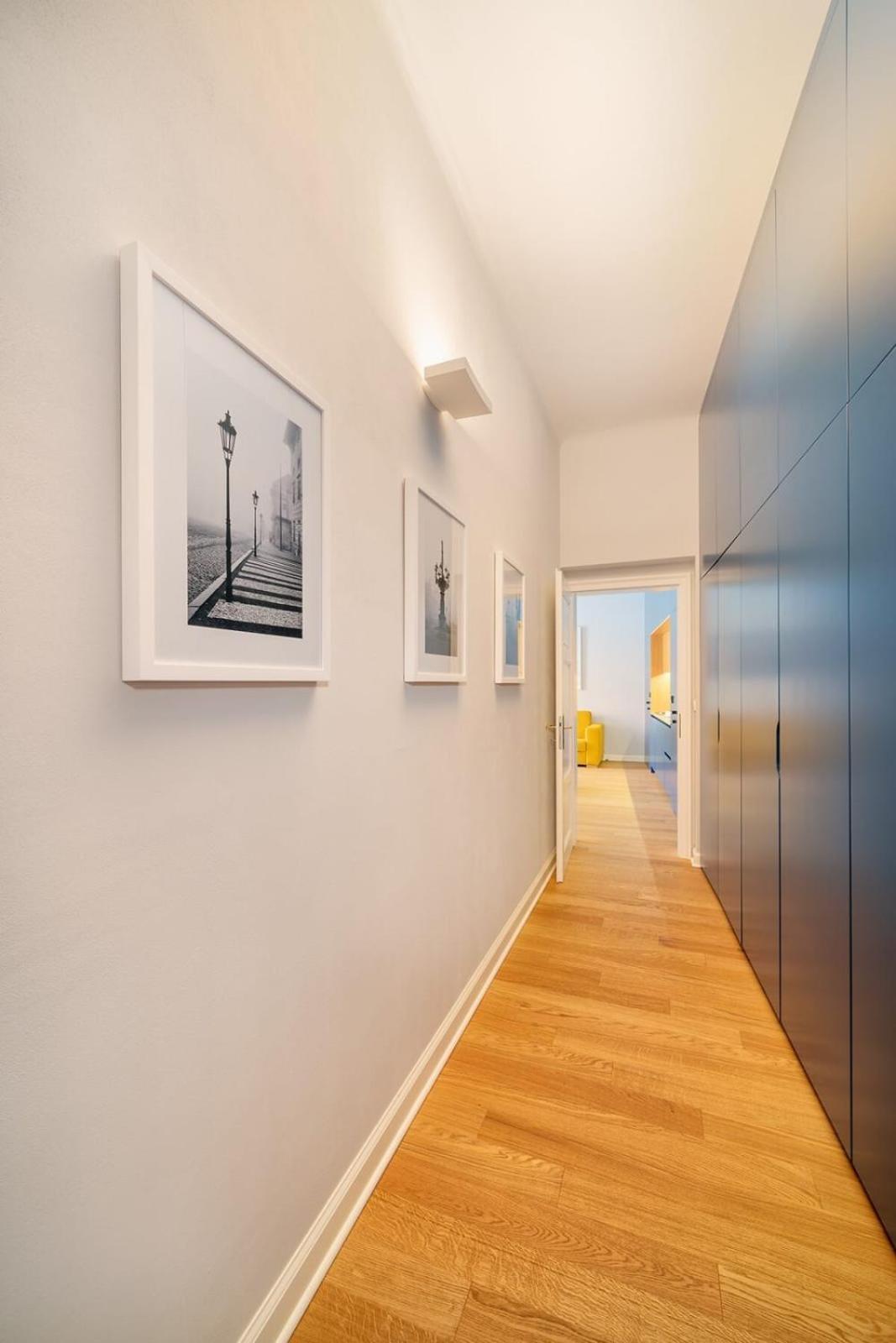 Quiet City Center Apartment In Hip & Foodie Area ปราก ภายนอก รูปภาพ